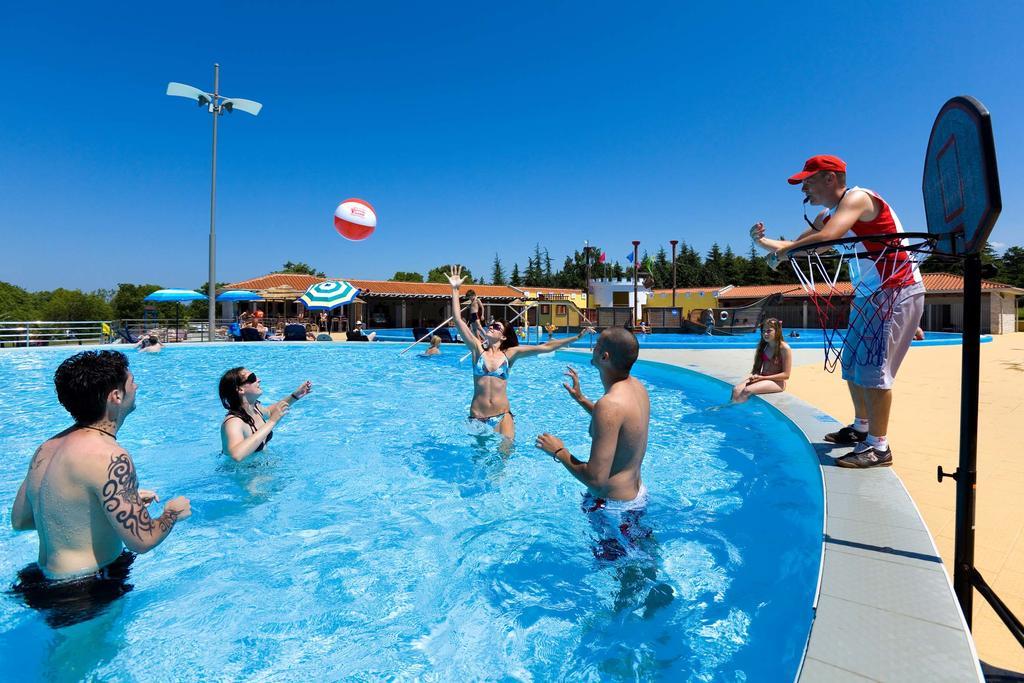 Mobile Homes Premium Vista Mare Park Umag By Camp4You 外观 照片