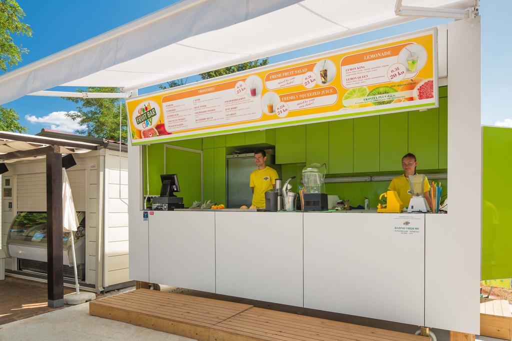 Mobile Homes Premium Vista Mare Park Umag By Camp4You 外观 照片